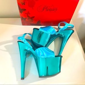 Pleaser Adore-709 Platform Heels- Sz 6